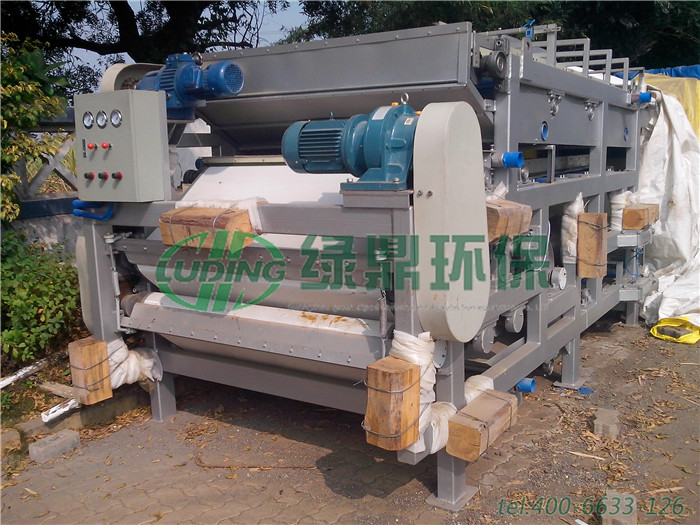 一臺用做處理生活污泥污水的帶式壓濾機價格多少？