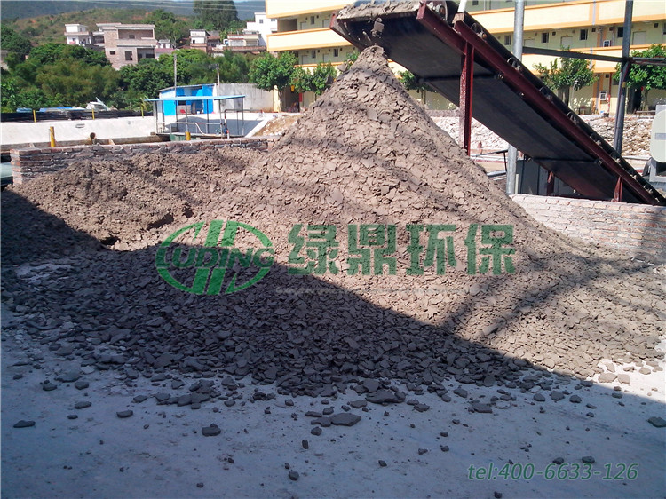 聚丙烯酰胺帶式壓濾機處理肇慶陶瓷廠泥漿案例