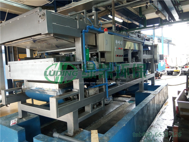 印度尼西亞帶式壓濾機(jī)使用案例 2