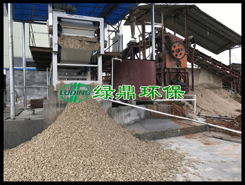 帶式壓濾機(jī)處理萬(wàn)年工廠污水處理
