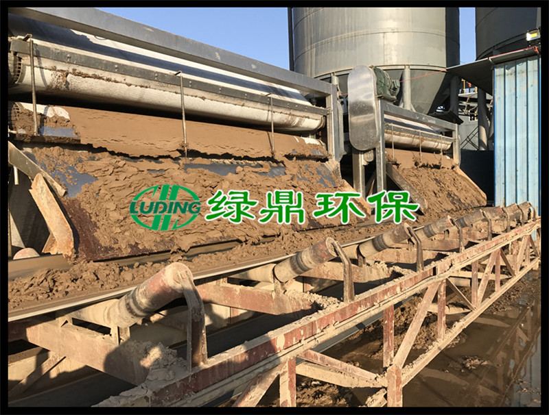 洗砂污泥壓濾機處理沙場泥漿（西安洗沙廠）