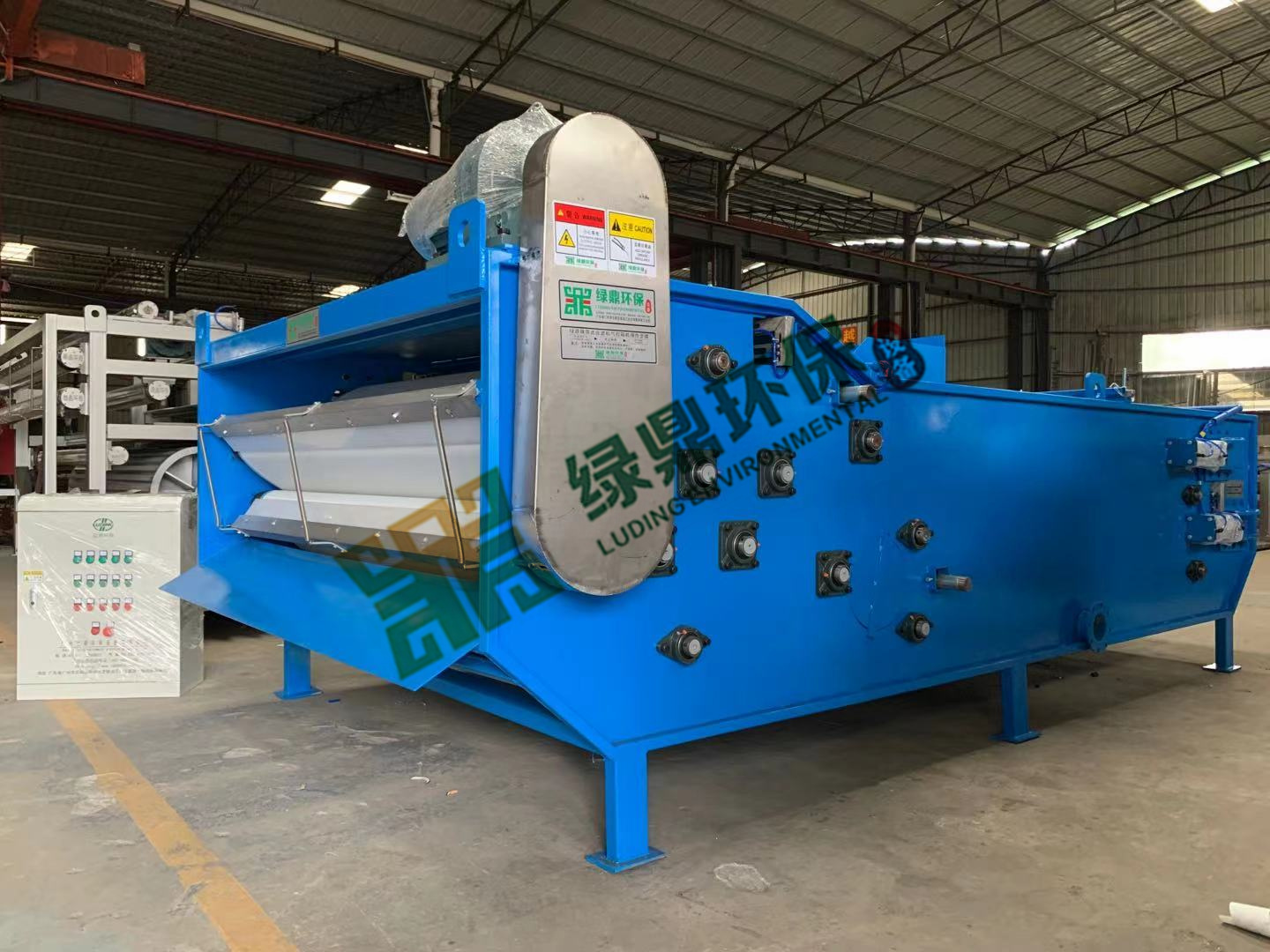 標準緊湊款帶式壓濾機工廠污泥處理設備 6